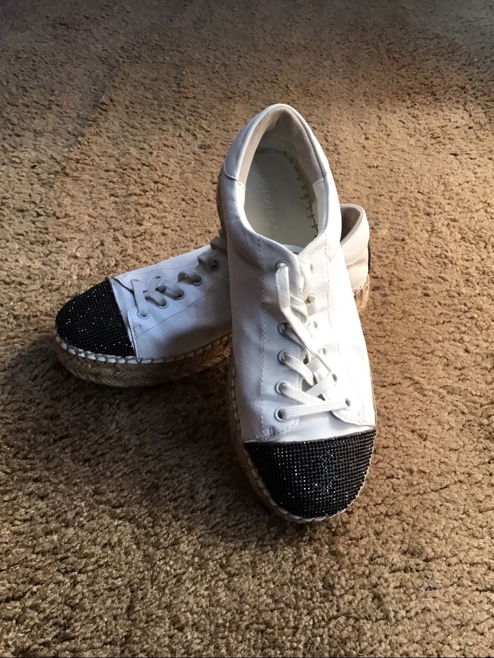 KENDALL & KYLIE / Joslyn white leather espadrille sneakers w/blk crystal accent